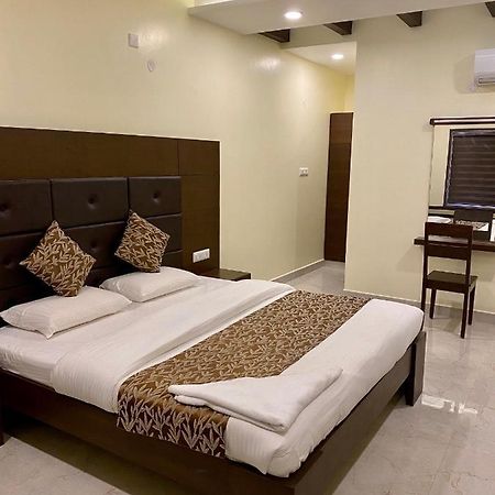Hotel Tranquil Park à Pondichéry Extérieur photo